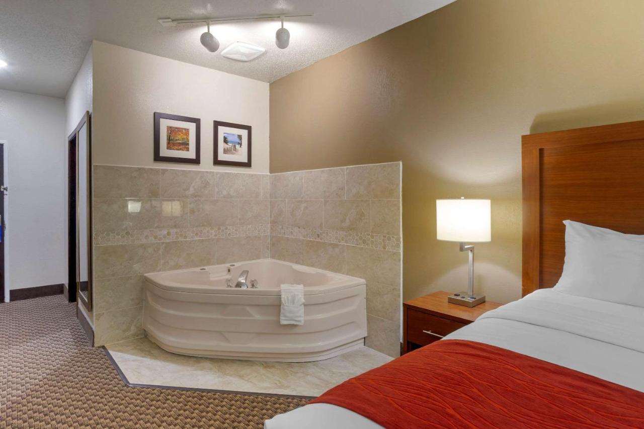 Comfort Inn Hobart-Merrillville I-65 المظهر الخارجي الصورة